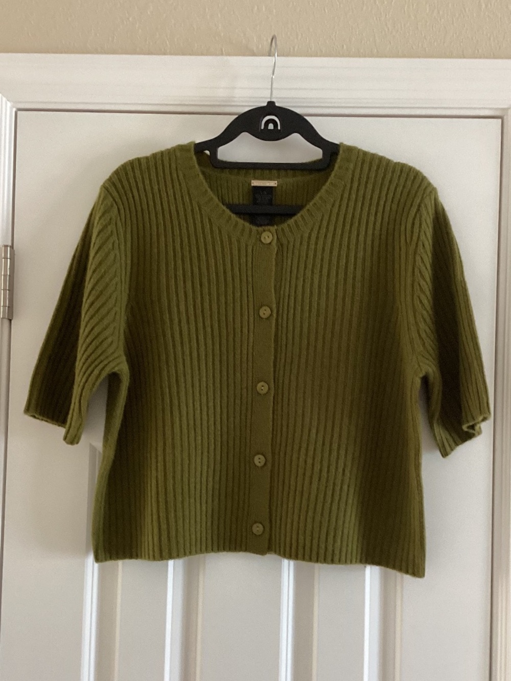 Magaschoni Olive/Loden Green 100% Cashmere Ribbed Cropped Cardigan Short Sleeves